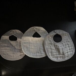 CUTE SIMPLE BIBS